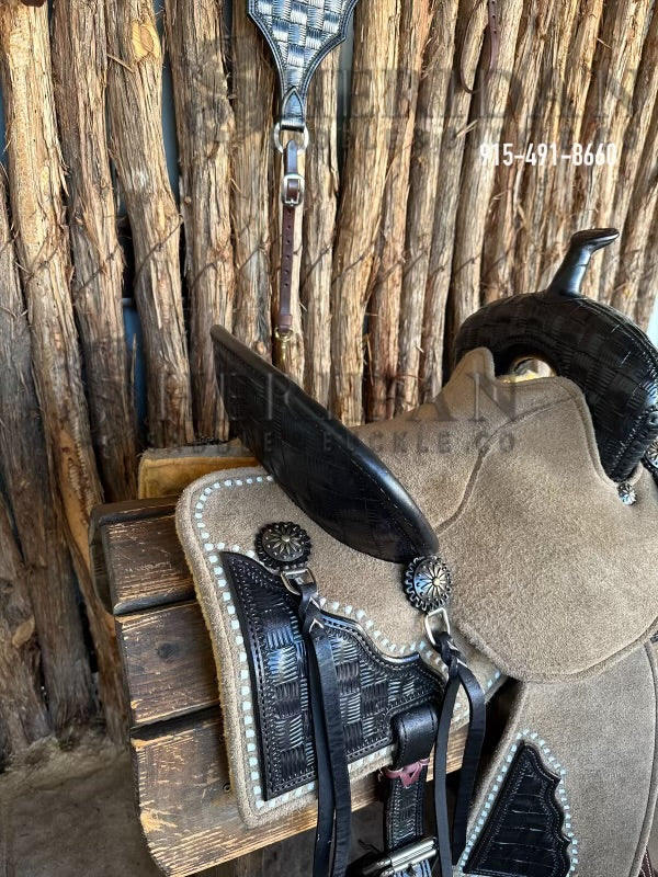 $1,690 - 14" Sheridan AirLite Barrel Racing Saddle 20lbs