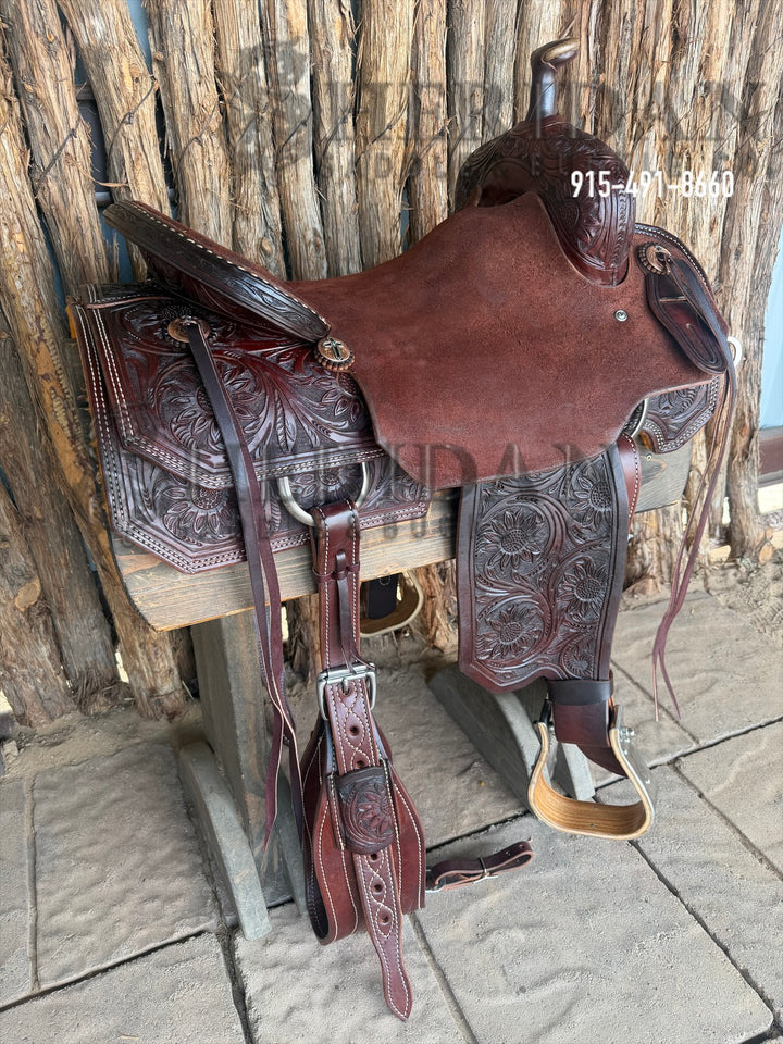 $1,900 - 16.5" Sheridan Ranch Cutter Saddle GOLD LEATHER REAL WOOL
