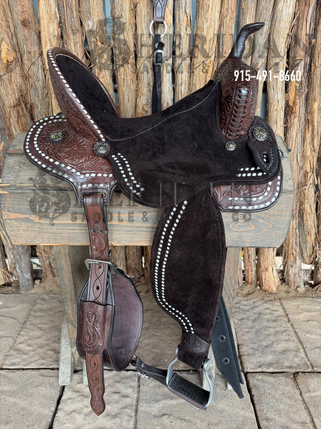 $1,475 - 15.5" Sheridan AirLite Barrel Racing Saddle 20lbs Spinal Relief