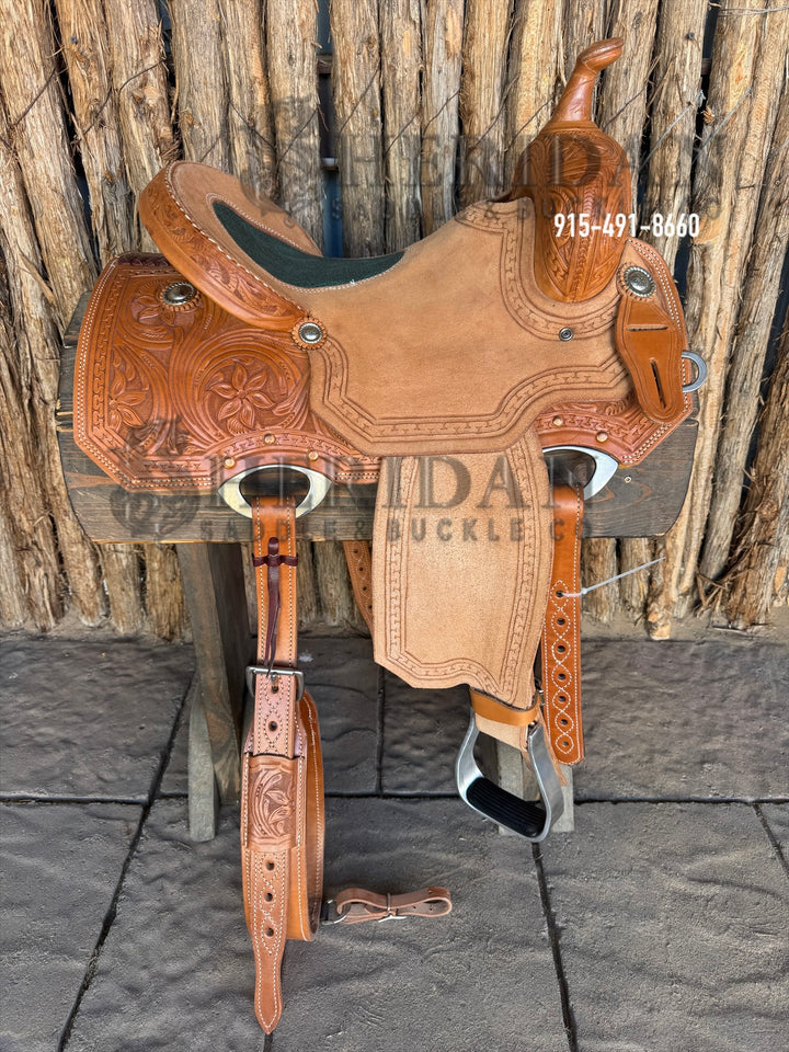 $925- 15.5" Sheridan Barrel Racing Saddle