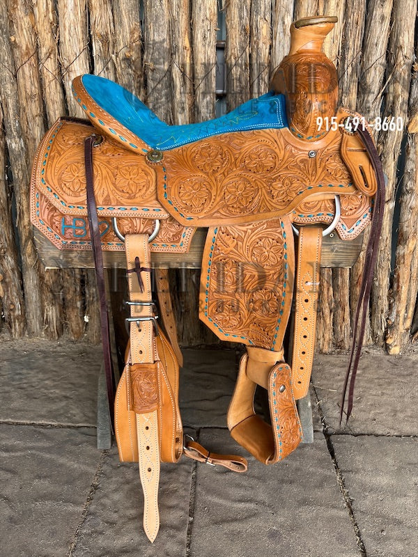 Sheridan Ranch Saddle Turquoise Buckstitch Medium Horn